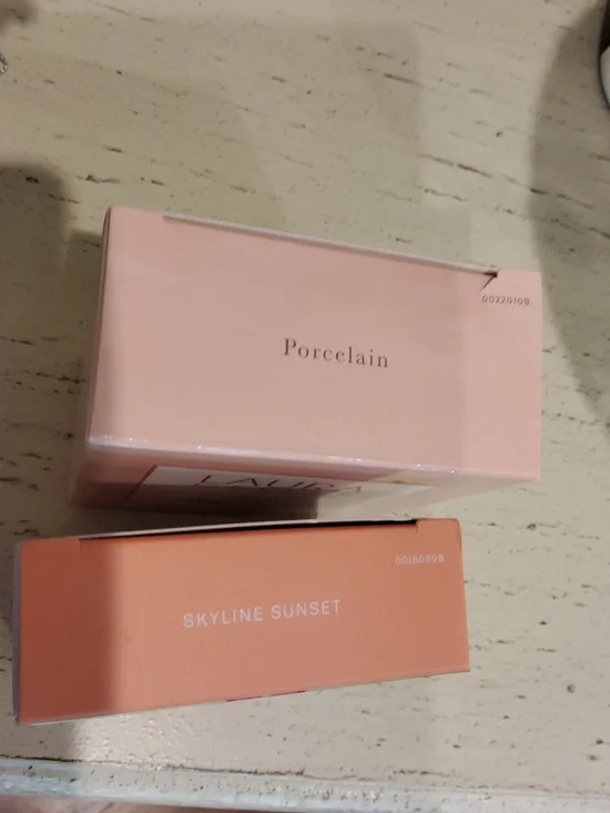 NIB Laura Geller 2 Compacts Porcelin Powder Foundation & Skyline Sunset Blush - Picture 6 of 6